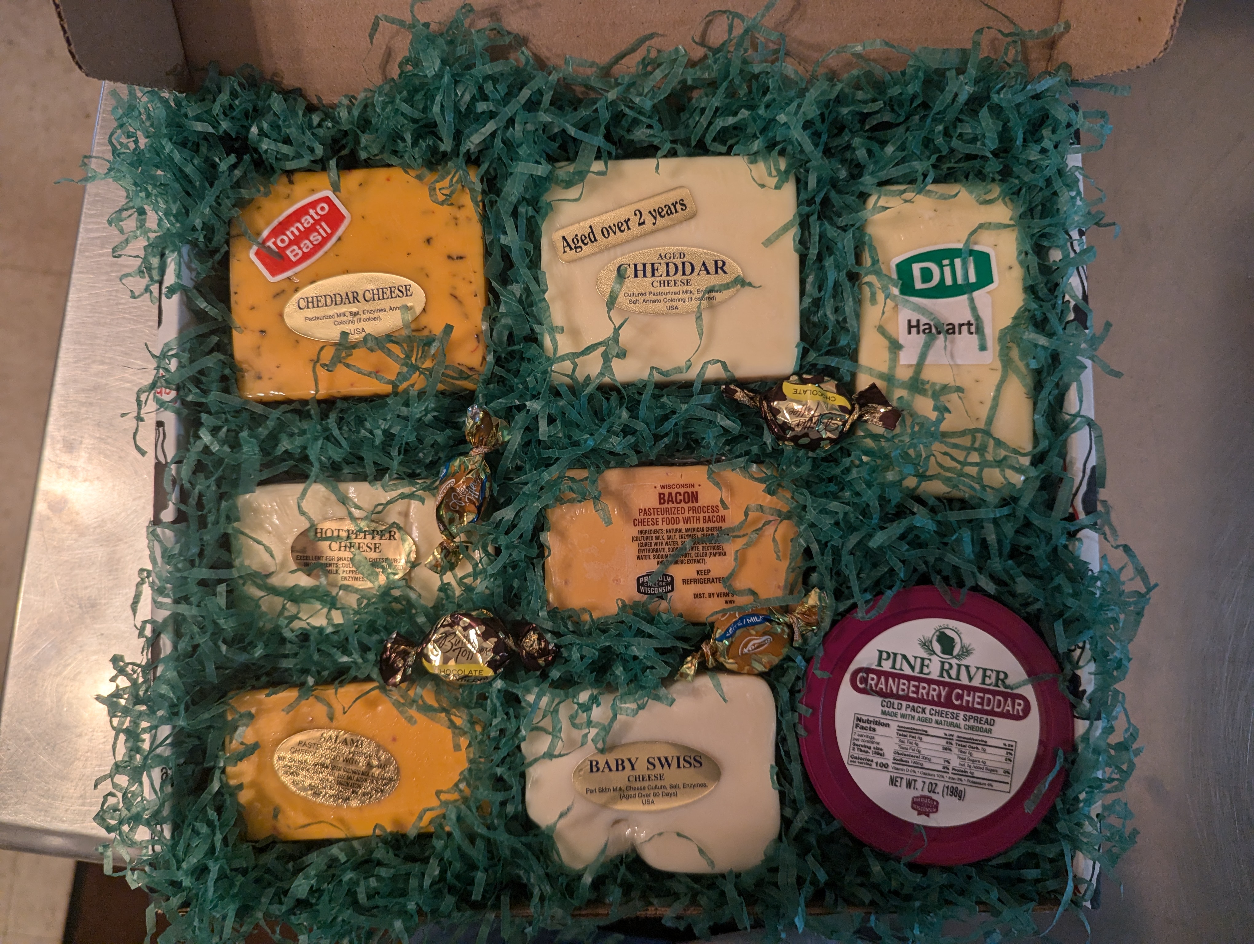 Gift Box D - Gift Boxes